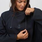 Storm Poncho Black