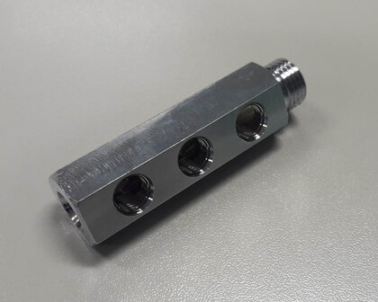 T-Connector 4 x 3/8 UNF 9/16 UNF