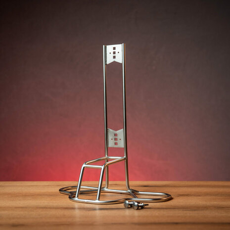 Low welded stand