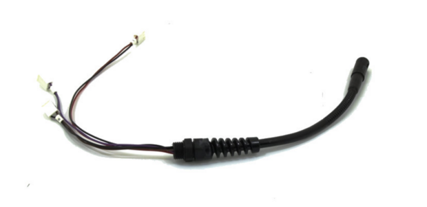 4Pin Ak 3 Cell molex Cable